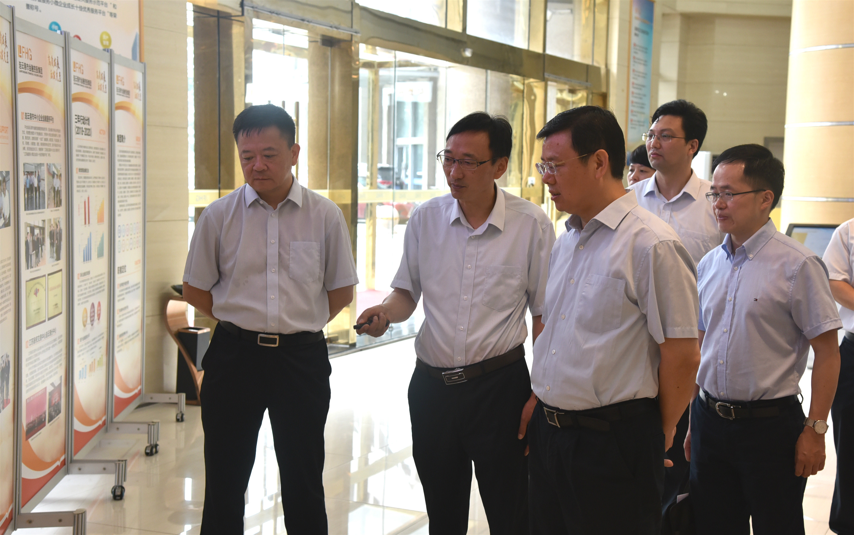 市委常委,常务副市长胡建军调研集团 运营发展情况